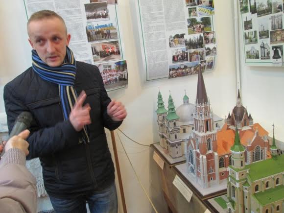 «Минуле, сьогодення, майбутнє». Виставка творчих досягнень жителів Великих Гаїв