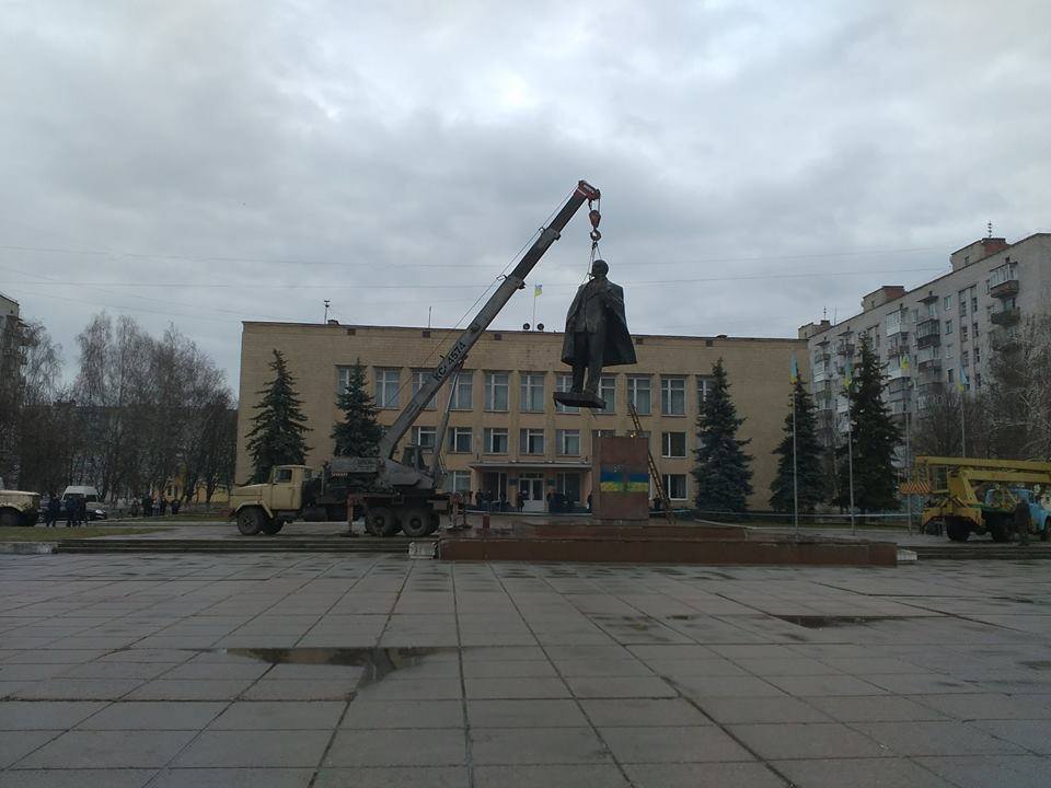 Декомунізація Сумщини триває, ГО ДІЯ